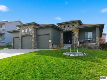 11514 S 109th Street, Papillion, NE 68046