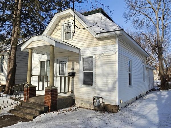 1012 W 6Th St Street, Waterloo, IA 50702