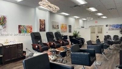 459 Lakeview Dr, Unit 1, Weston, FL 33326 Photo