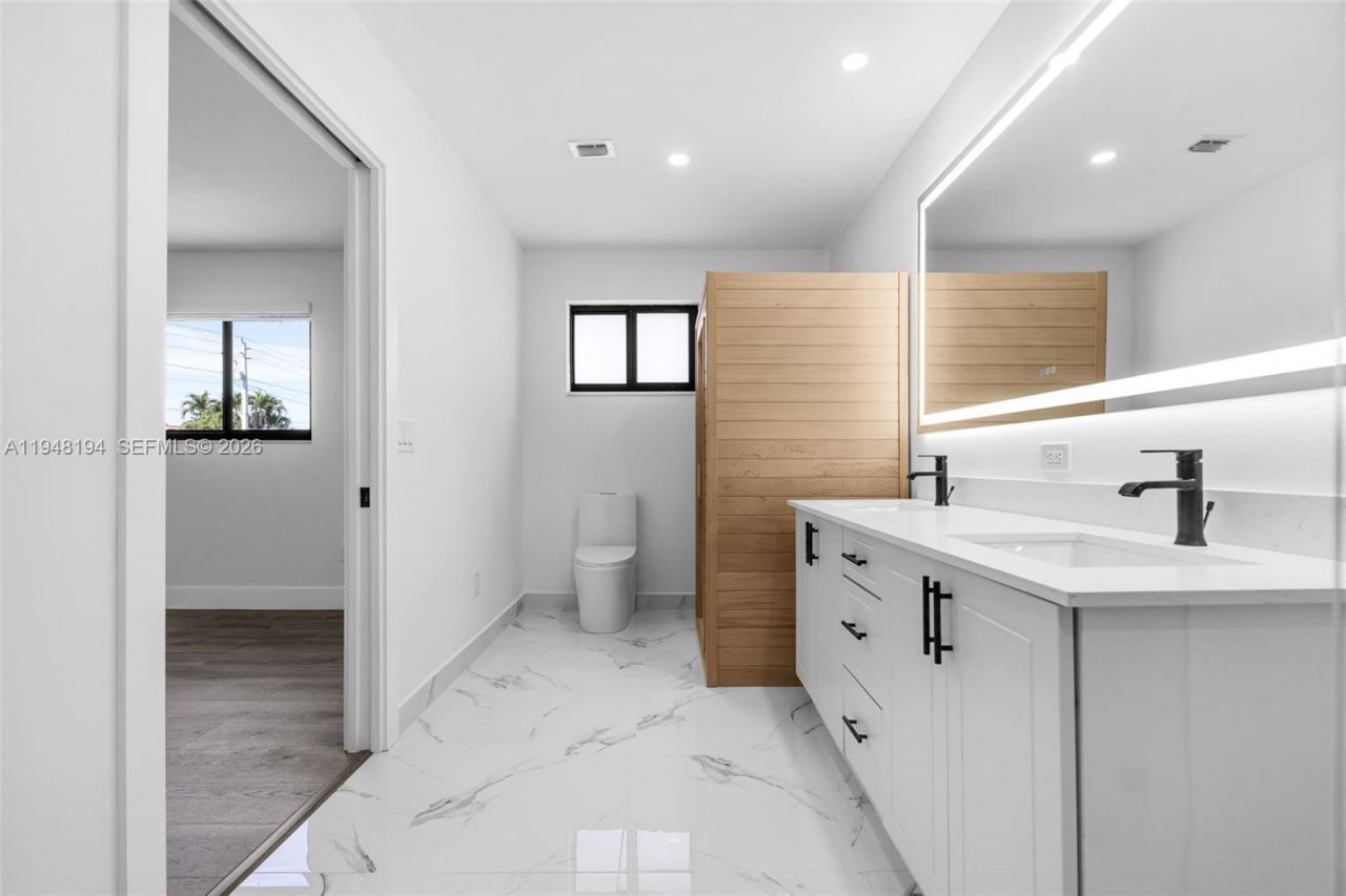 2203 SW 139th Ave, Miami, FL 33175 Photo