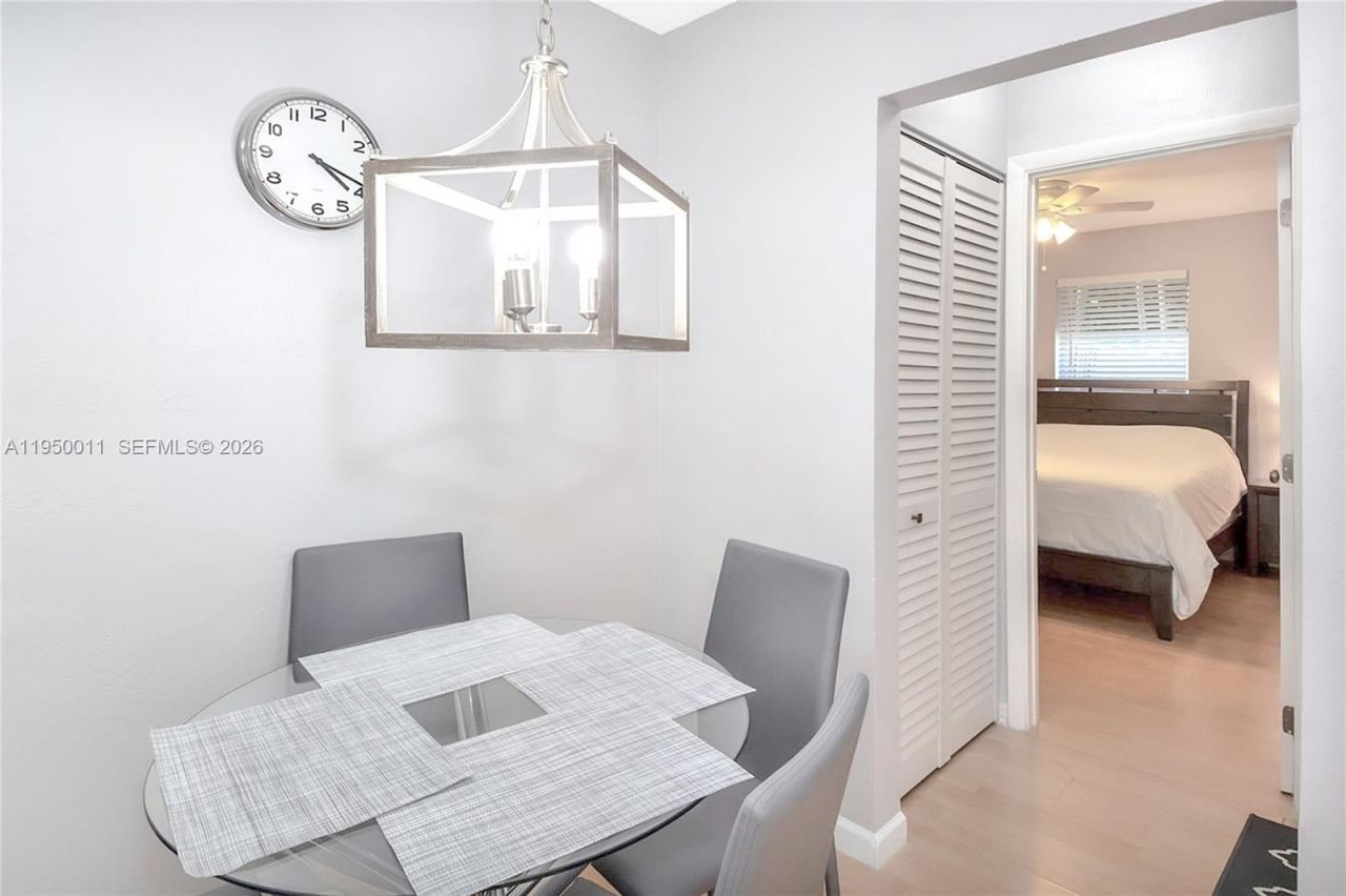 1015 SW 30th St, Unit 1015, Fort Lauderdale, FL 33315 Photo