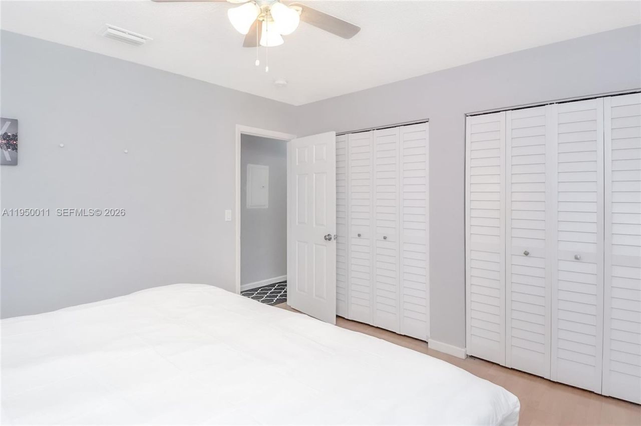 1015 SW 30th St, Unit 1015, Fort Lauderdale, FL 33315 Photo