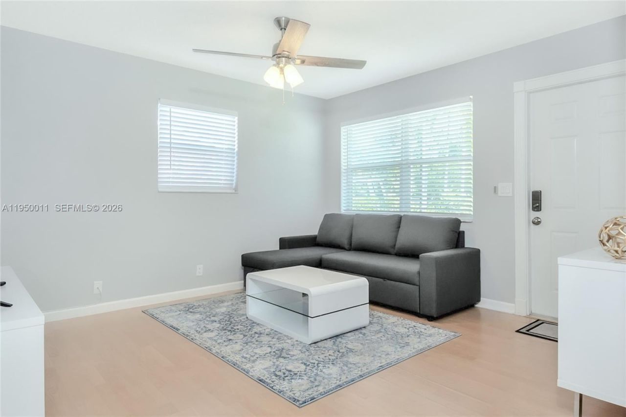 1015 SW 30th St, Unit 1015, Fort Lauderdale, FL 33315 Photo