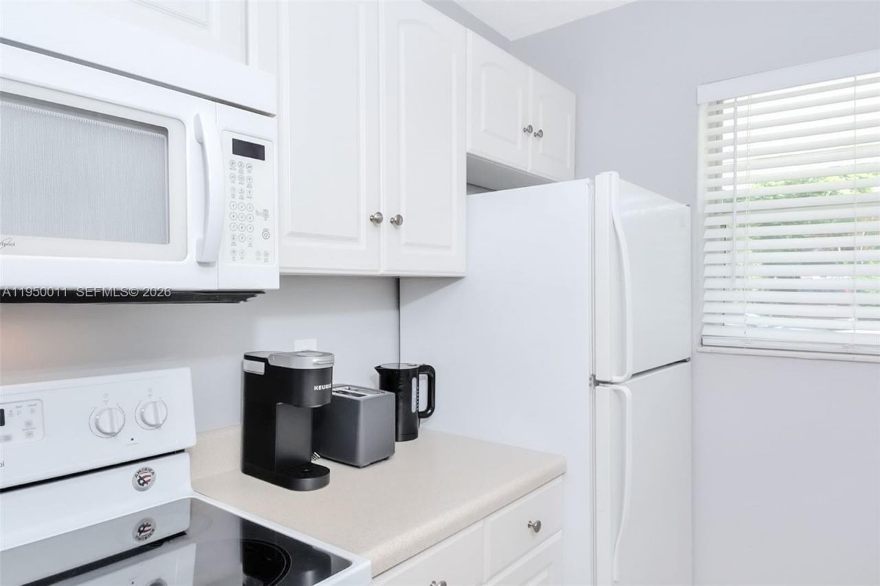 1015 SW 30th St, Unit 1015, Fort Lauderdale, FL 33315 Photo