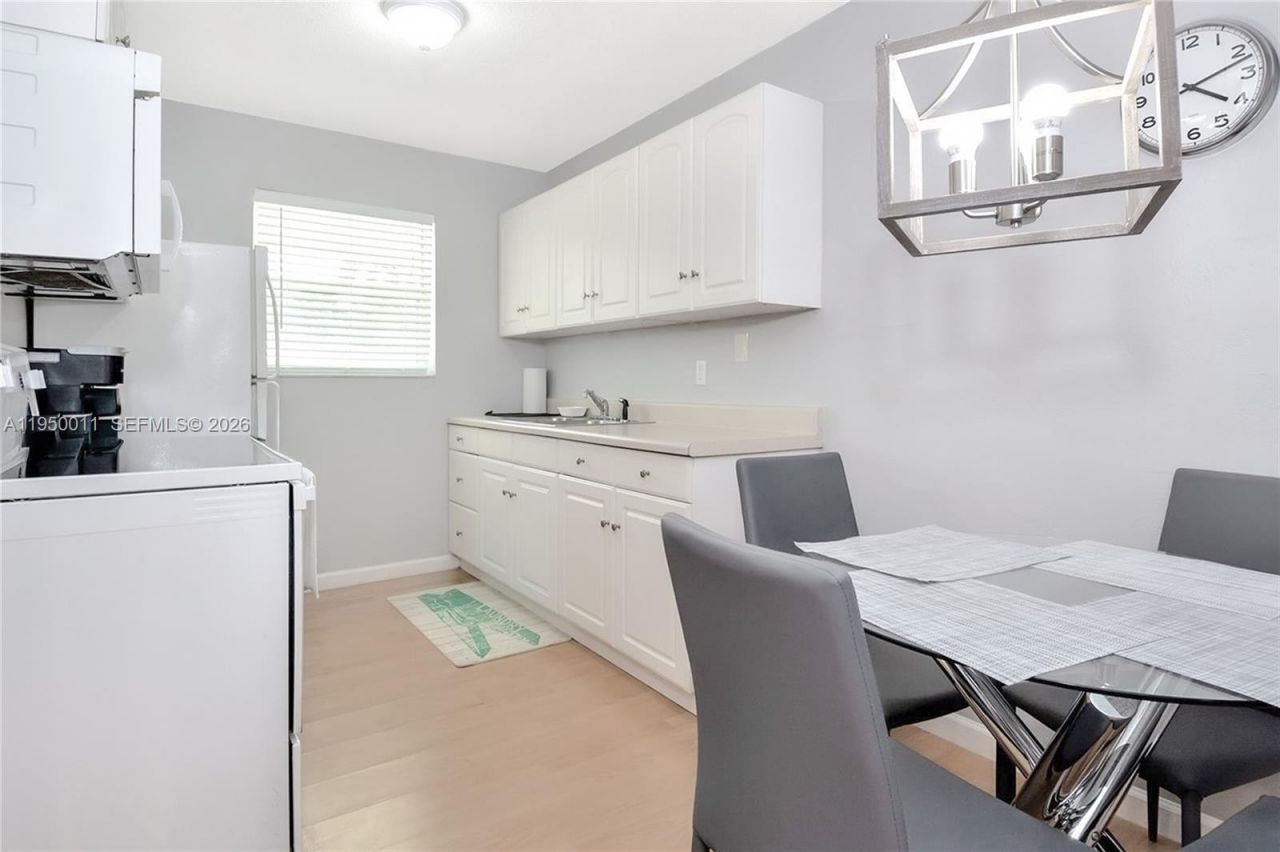 1015 SW 30th St, Unit 1015, Fort Lauderdale, FL 33315 Photo