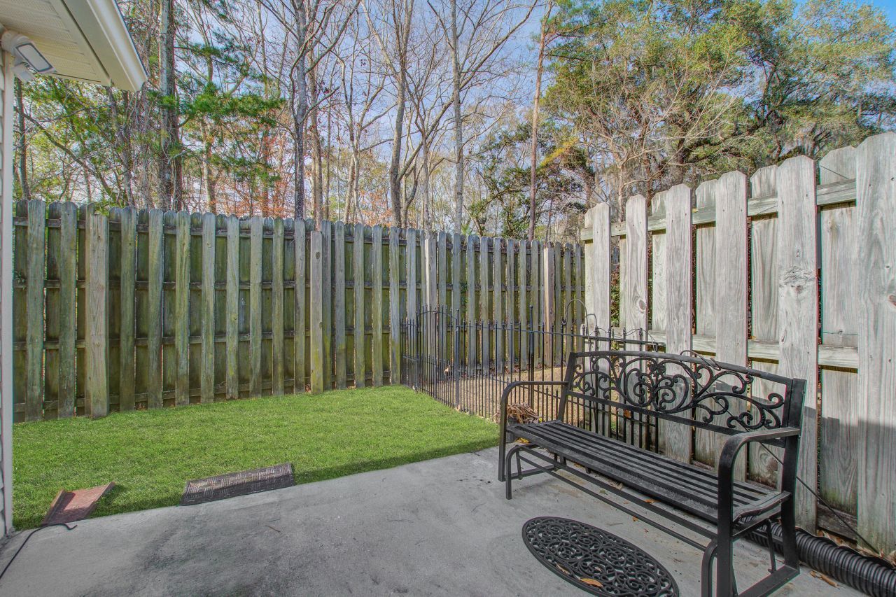 317 Dupont Way Photo 36