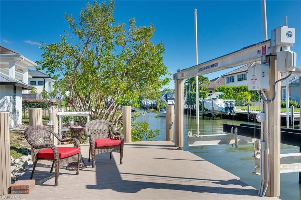 1410 Curlew Ave, Naples, FL 34102 Photo