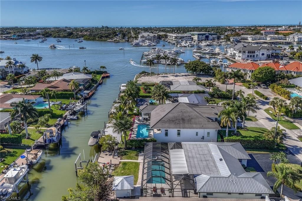 1410 Curlew Ave, Naples, FL 34102 Photo