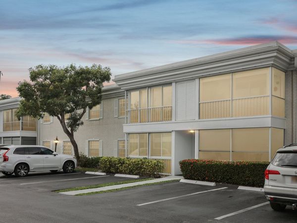 6381 Bay Club Drive, Unit #3, Fort Lauderdale, FL 33308