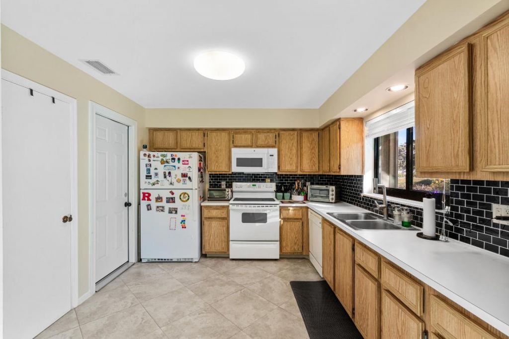 9760 Parkinsonia Tree Trail, Unit B, Boynton Beach, FL 33436 Photo