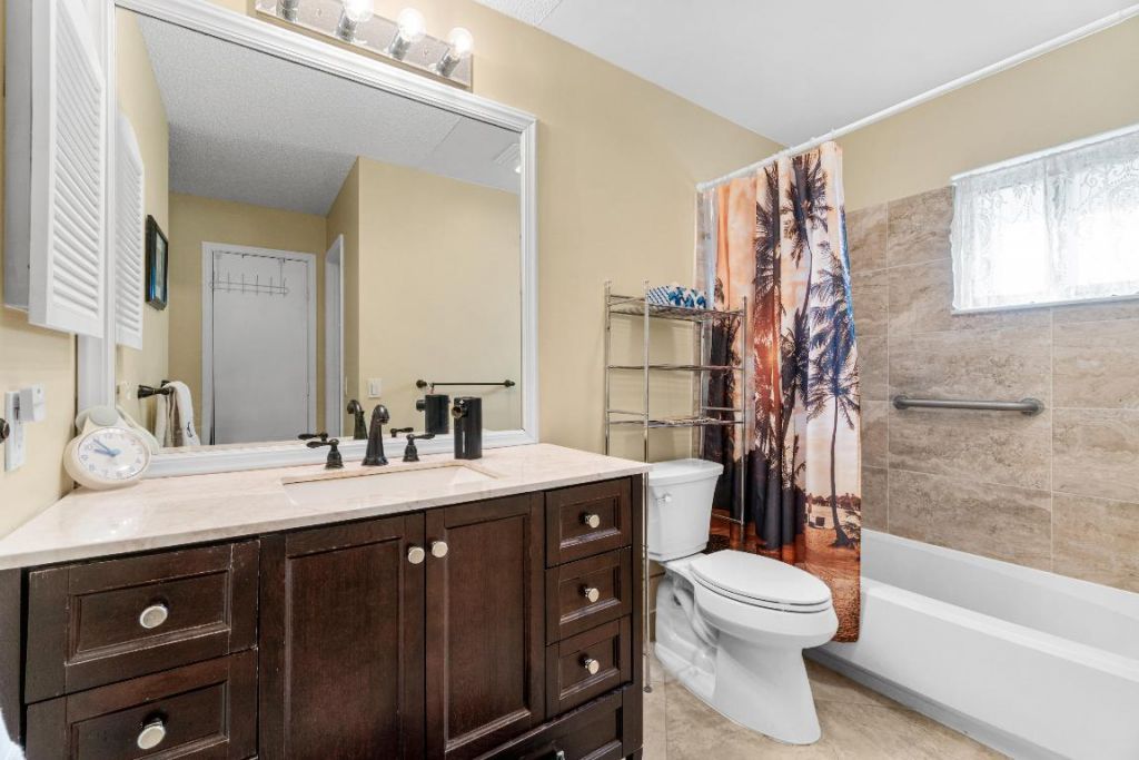 9760 Parkinsonia Tree Trail, Unit B, Boynton Beach, FL 33436 Photo