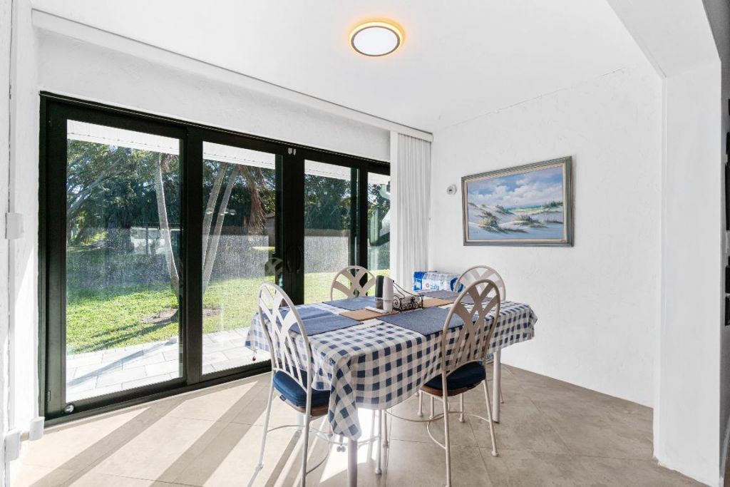 9760 Parkinsonia Tree Trail, Unit B, Boynton Beach, FL 33436 Photo