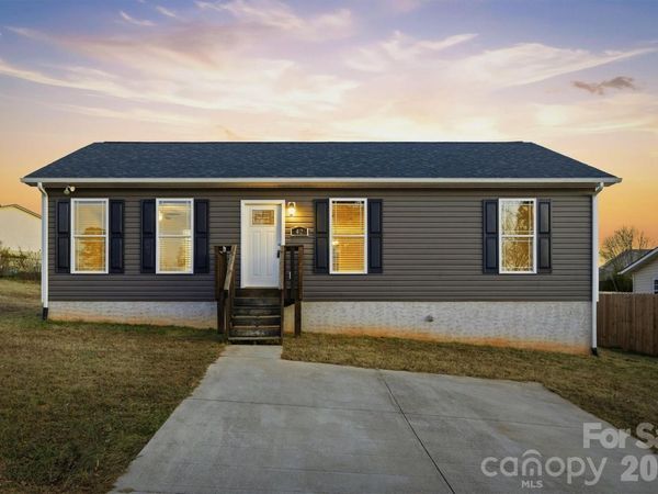 42 Serenity Lane, Hickory, NC 28601