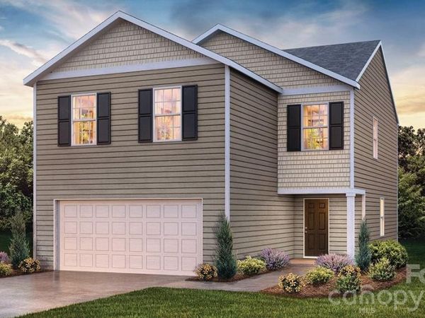 2062 10th Street SE, Hickory, NC 28602