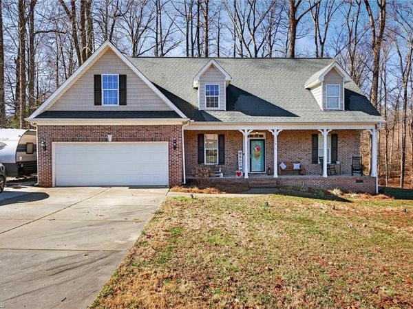 2973 Bridge Point Drive, Sophia, NC 27350