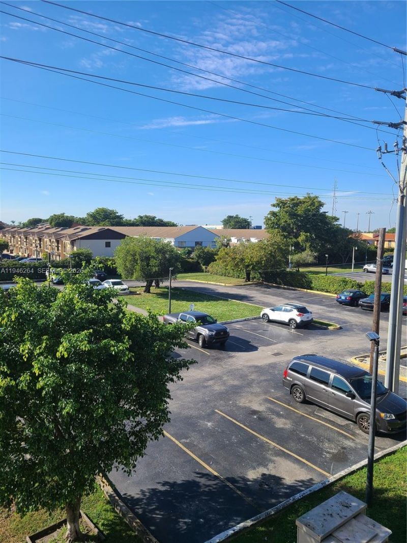 5440 W 21st, Unit 302, Hialeah, FL 33016 Photo