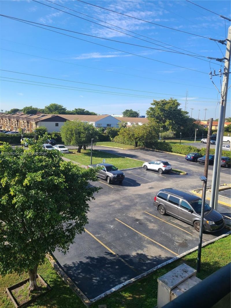 5440 W 21st, Unit 302, Hialeah, FL 33016 Photo