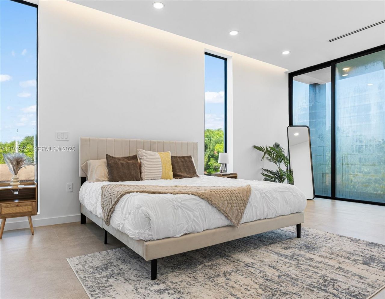 2823 SW 23rd Ter, Miami, FL 33145 Photo