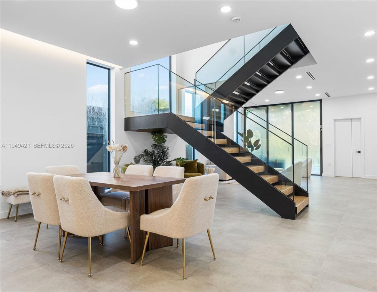 2823 SW 23rd Ter, Miami, FL 33145 Photo