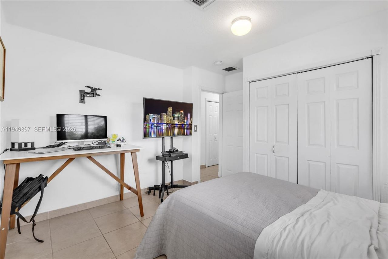 10510 SW 160th St, Miami, FL 33157 Photo