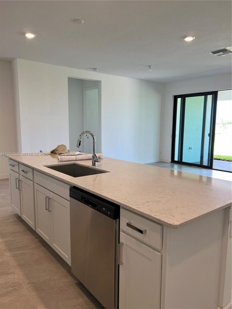 19667 Rugged Trunk Trl, Loxahatchee, FL 33470 Photo