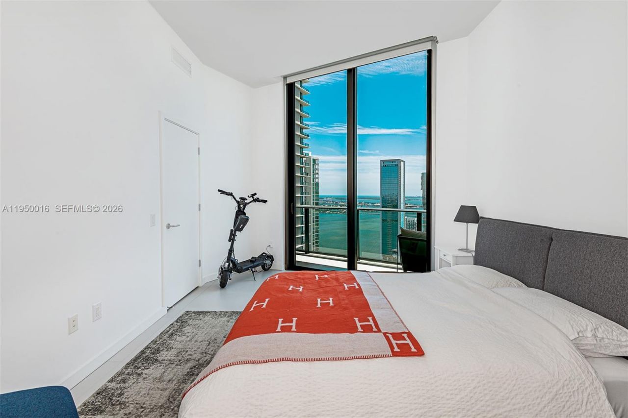 501 NE 31st St, Unit PH4404, Miami, FL 33137 Photo