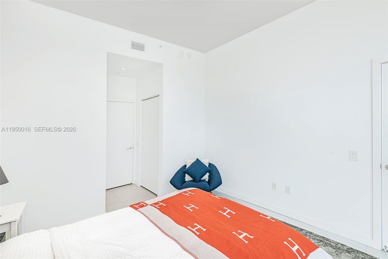 501 NE 31st St, Unit PH4404, Miami, FL 33137 Photo