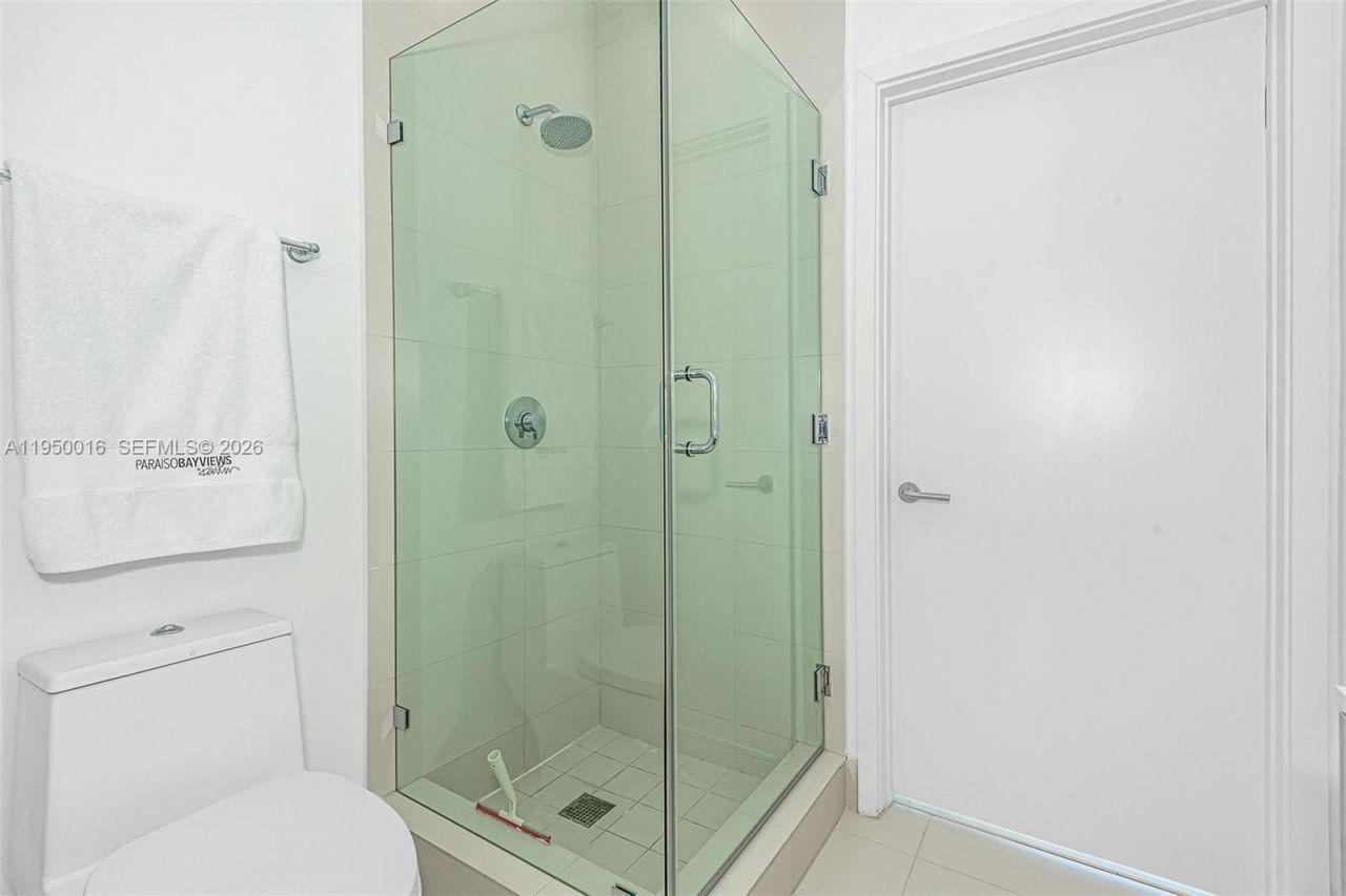 501 NE 31st St, Unit PH4404, Miami, FL 33137 Photo