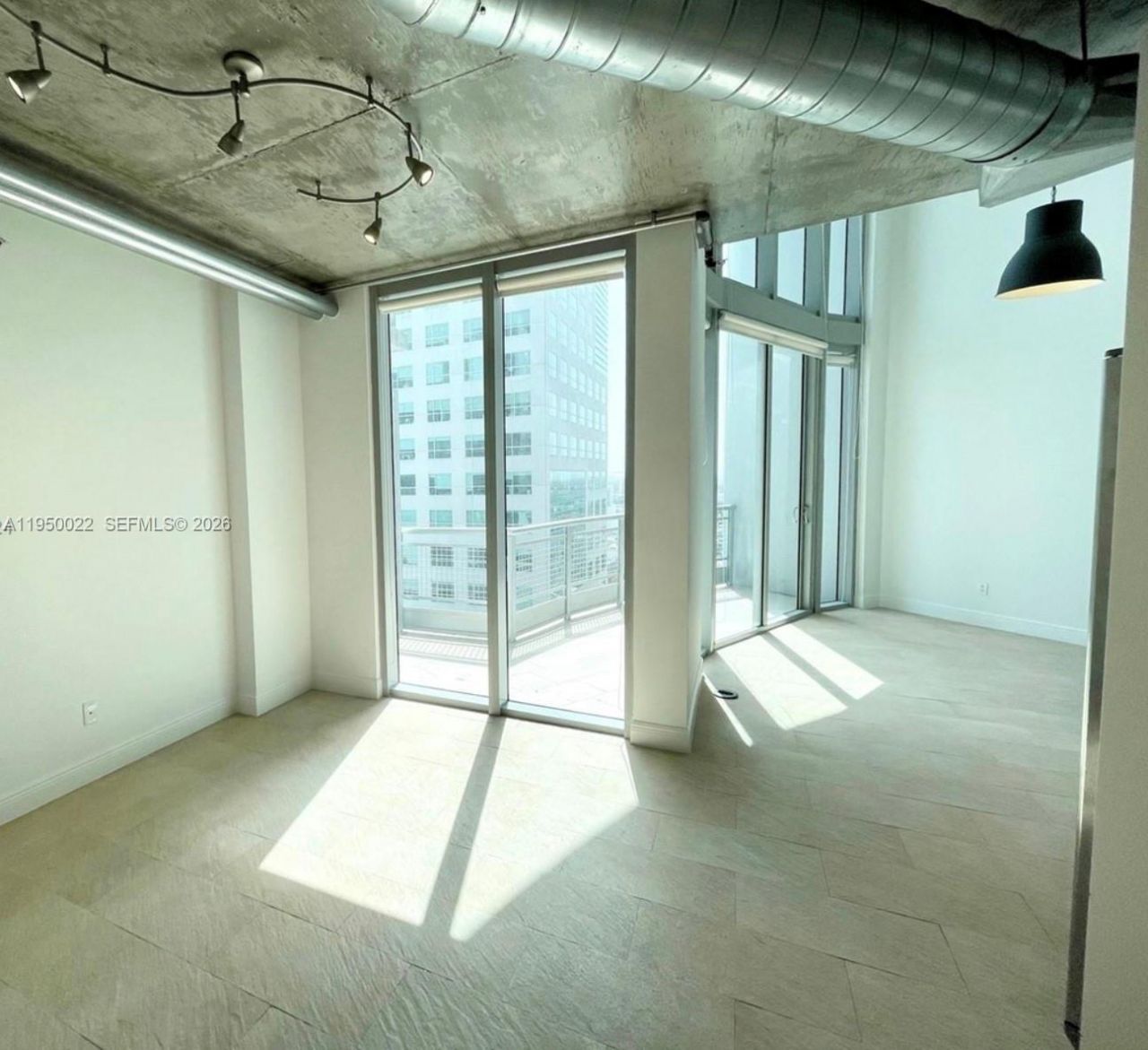 690 SW 1st Ct, Unit 2134, Miami, FL 33130 Photo