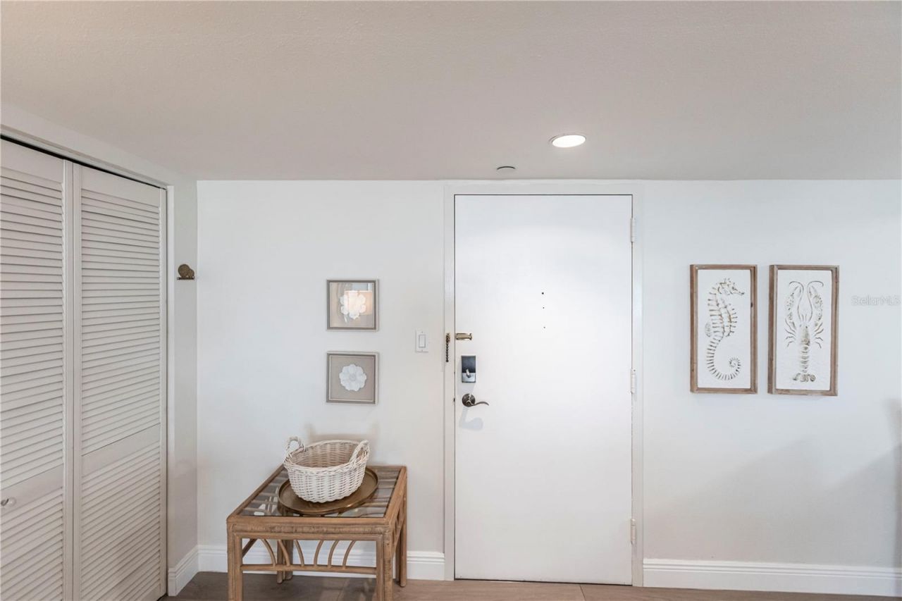 1055 W Peppertree Drive, Unit 106AA, Sarasota, FL 34242 Photo