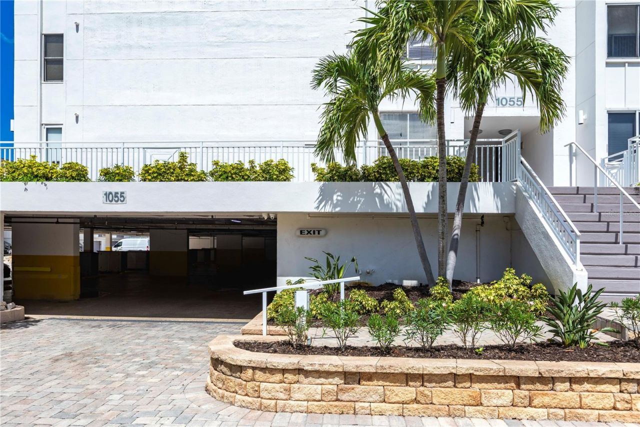 1055 W Peppertree Drive, Unit 106AA, Sarasota, FL 34242 Photo