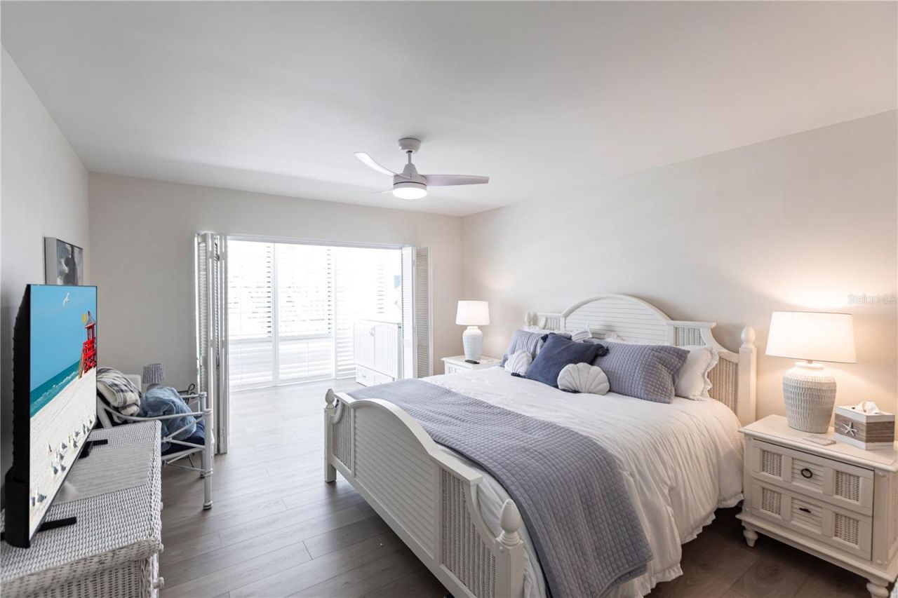 1055 W Peppertree Drive, Unit 106AA, Sarasota, FL 34242 Photo