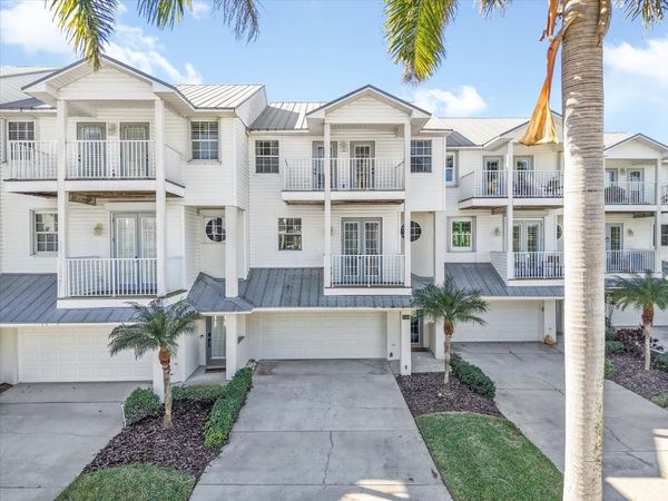 135 BATH CLUB CIRCLE, NORTH REDINGTON BEACH, FL 33708