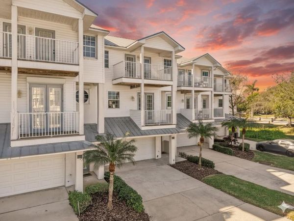 135 BATH CLUB CIRCLE, NORTH REDINGTON BEACH, FL 33708