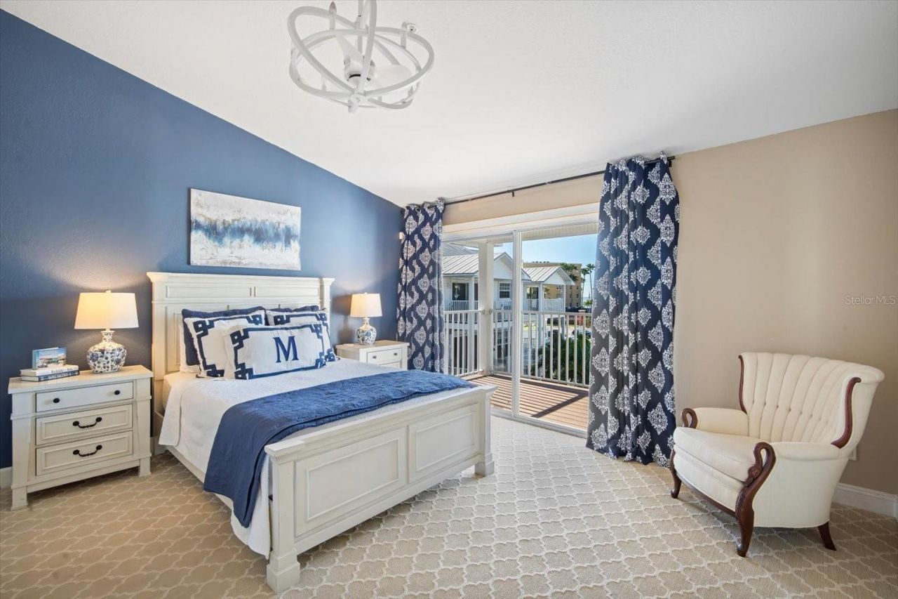 135 Bath Club Circle, North Redington Beach, FL 33708 Photo