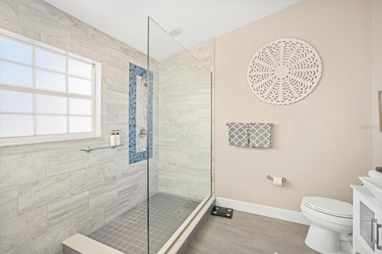 135 Bath Club Circle, North Redington Beach, FL 33708 Photo