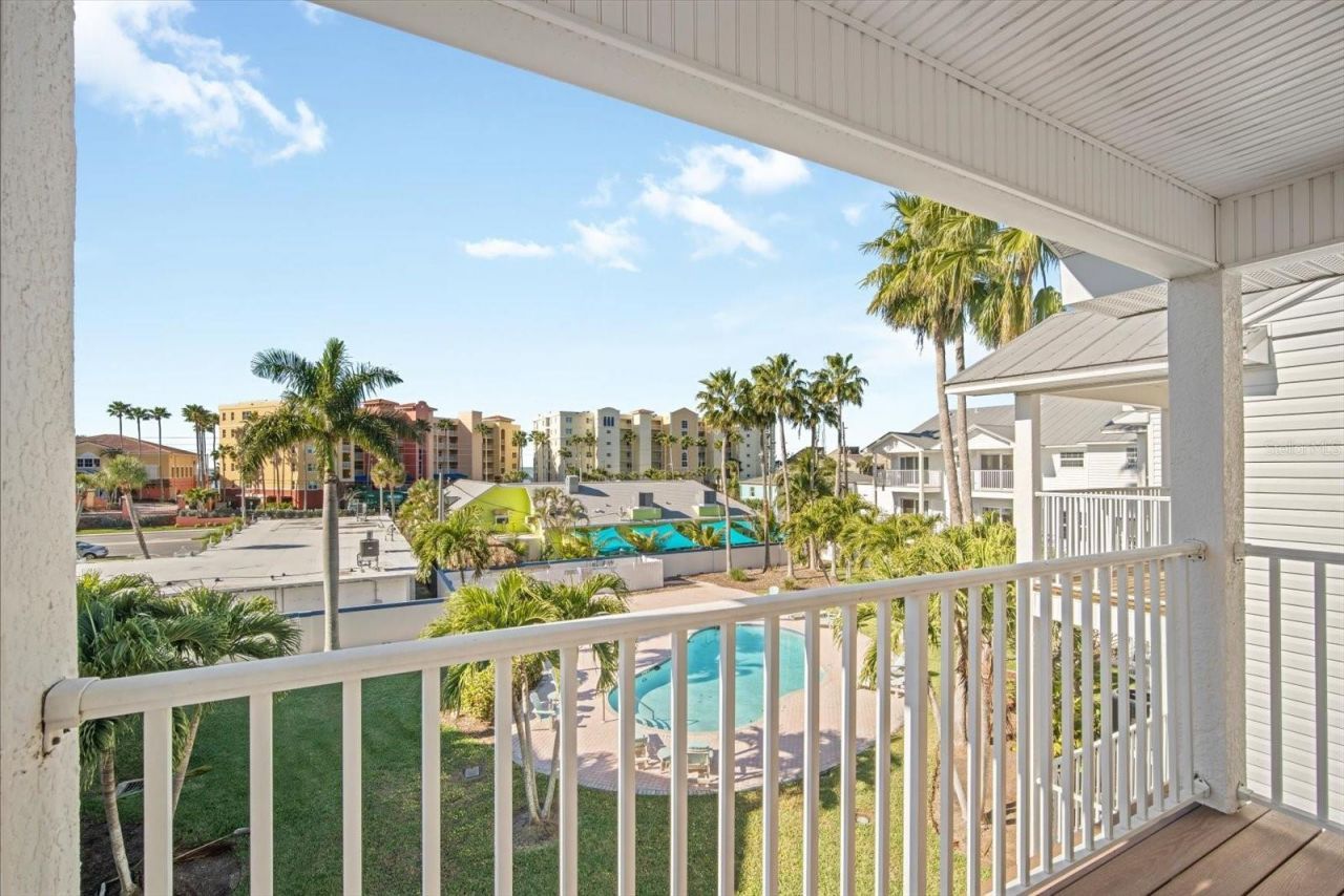 135 Bath Club Circle, North Redington Beach, FL 33708 Photo