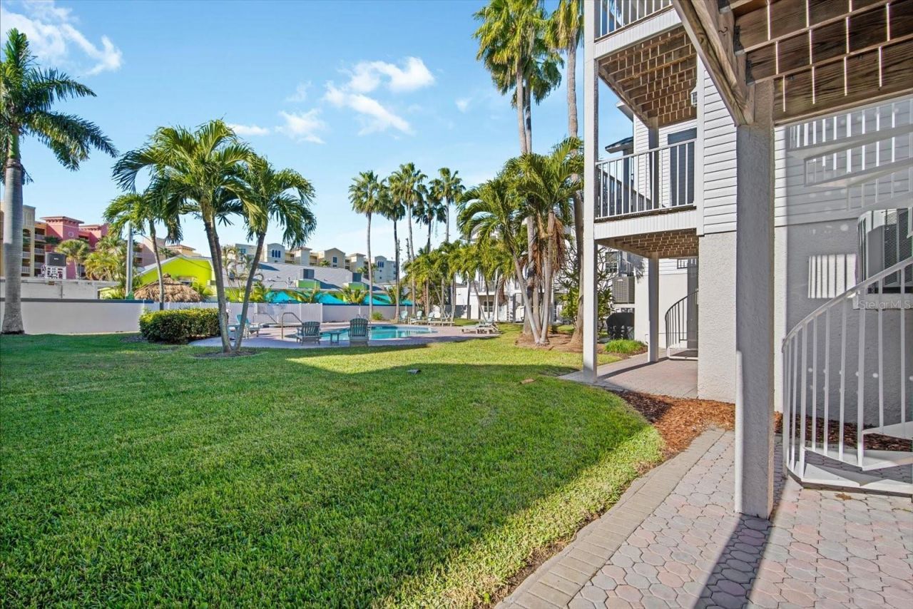 135 Bath Club Circle, North Redington Beach, FL 33708 Photo