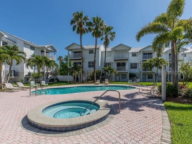 135 Bath Club Circle, North Redington Beach, FL 33708 Photo