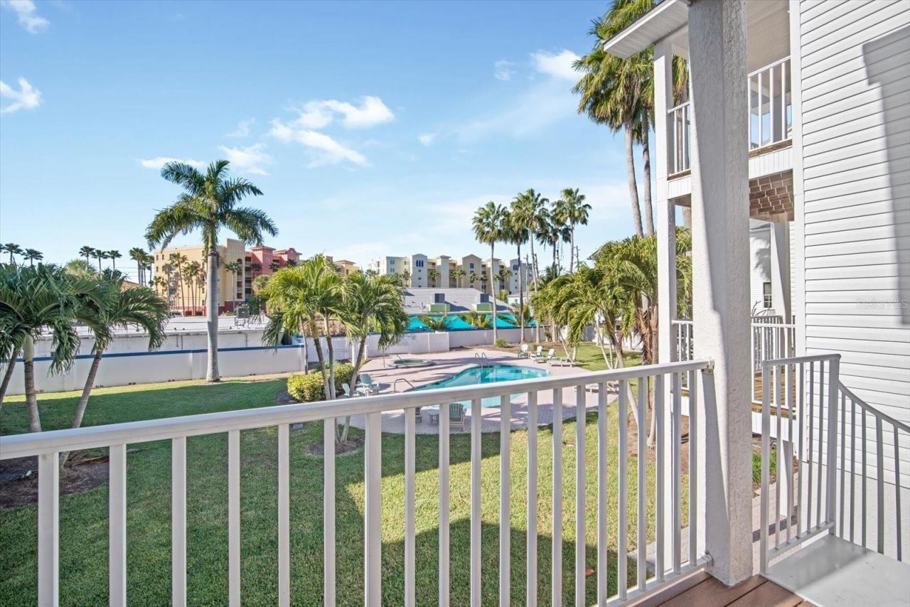 135 Bath Club Circle, North Redington Beach, FL 33708 Photo