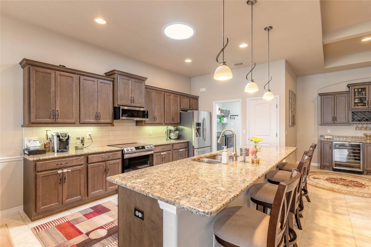 527 Luna Bella Lane, New Smyrna Beach, FL 32168 Photo