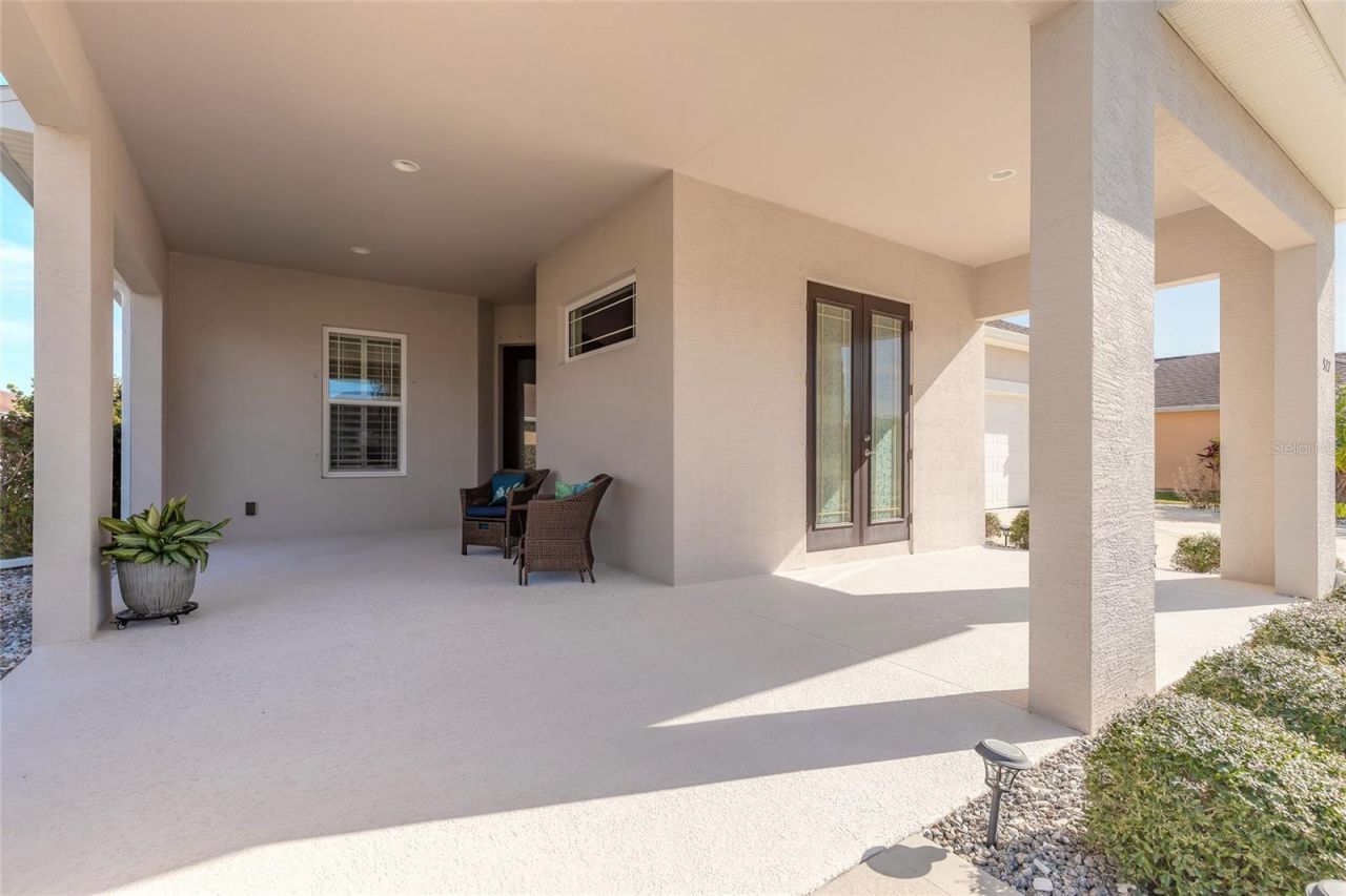 527 Luna Bella Lane, New Smyrna Beach, FL 32168 Photo