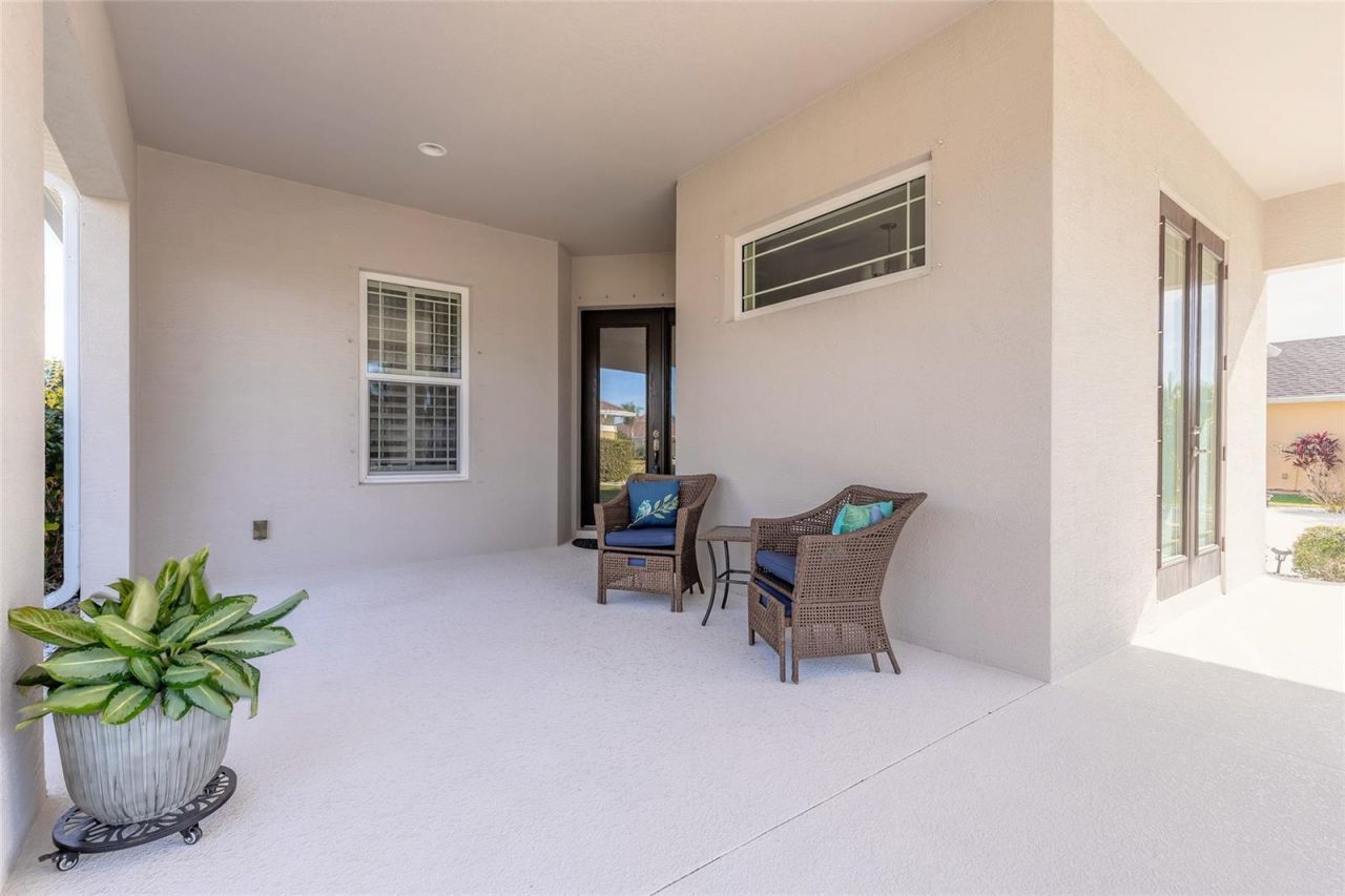 527 Luna Bella Lane, New Smyrna Beach, FL 32168 Photo