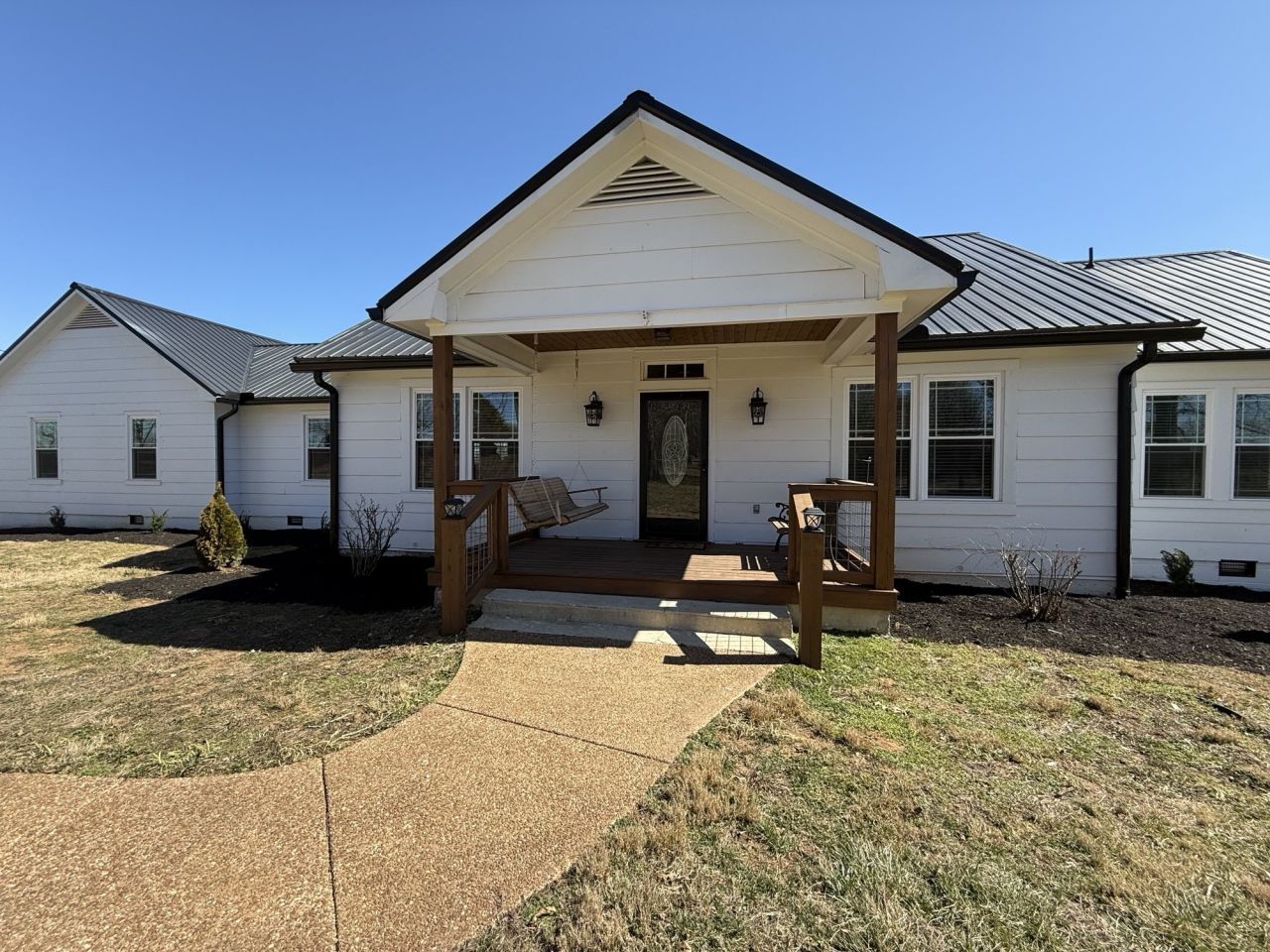 415 Viola Rd, Mc Minnville, TN 37110 Main Photo