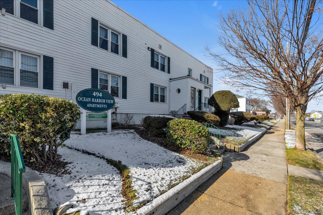 494 S Ocean Avenue, Unit 1M, Freeport, NY 11520 Main Photo