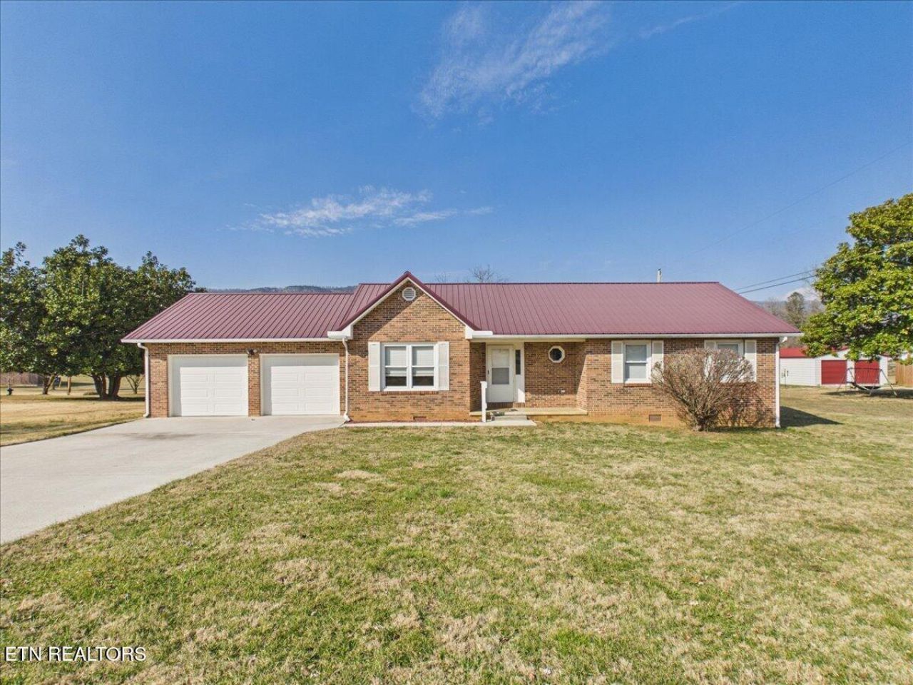 129 Farris Circle, Lafollette, TN 37766 Main Photo