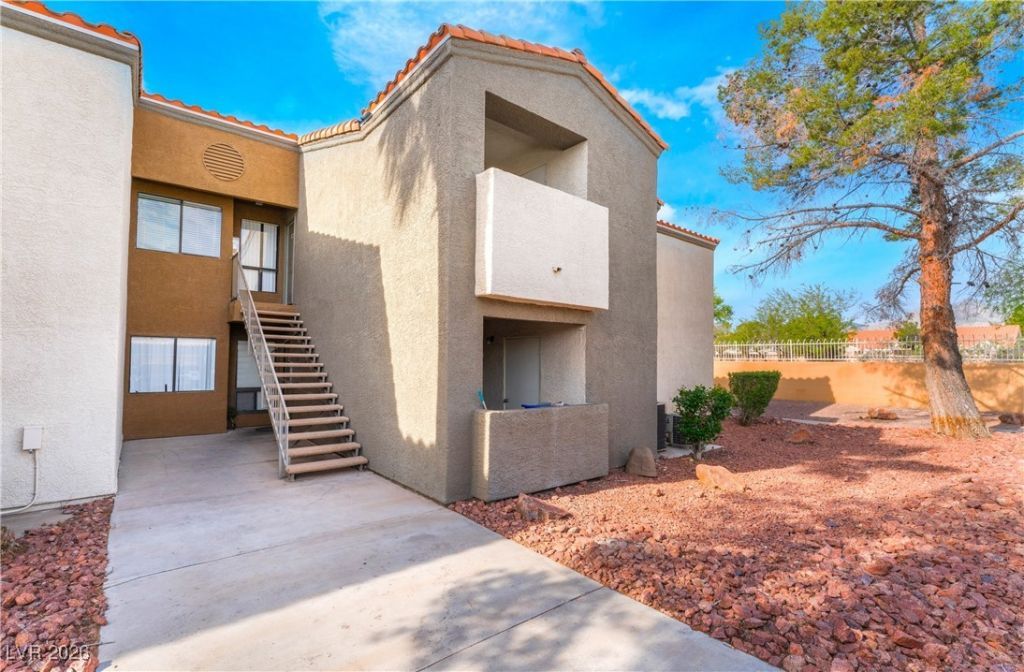3151 Soaring Gulls Drive, Unit 2084, Las Vegas, NV 89128 Main Photo
