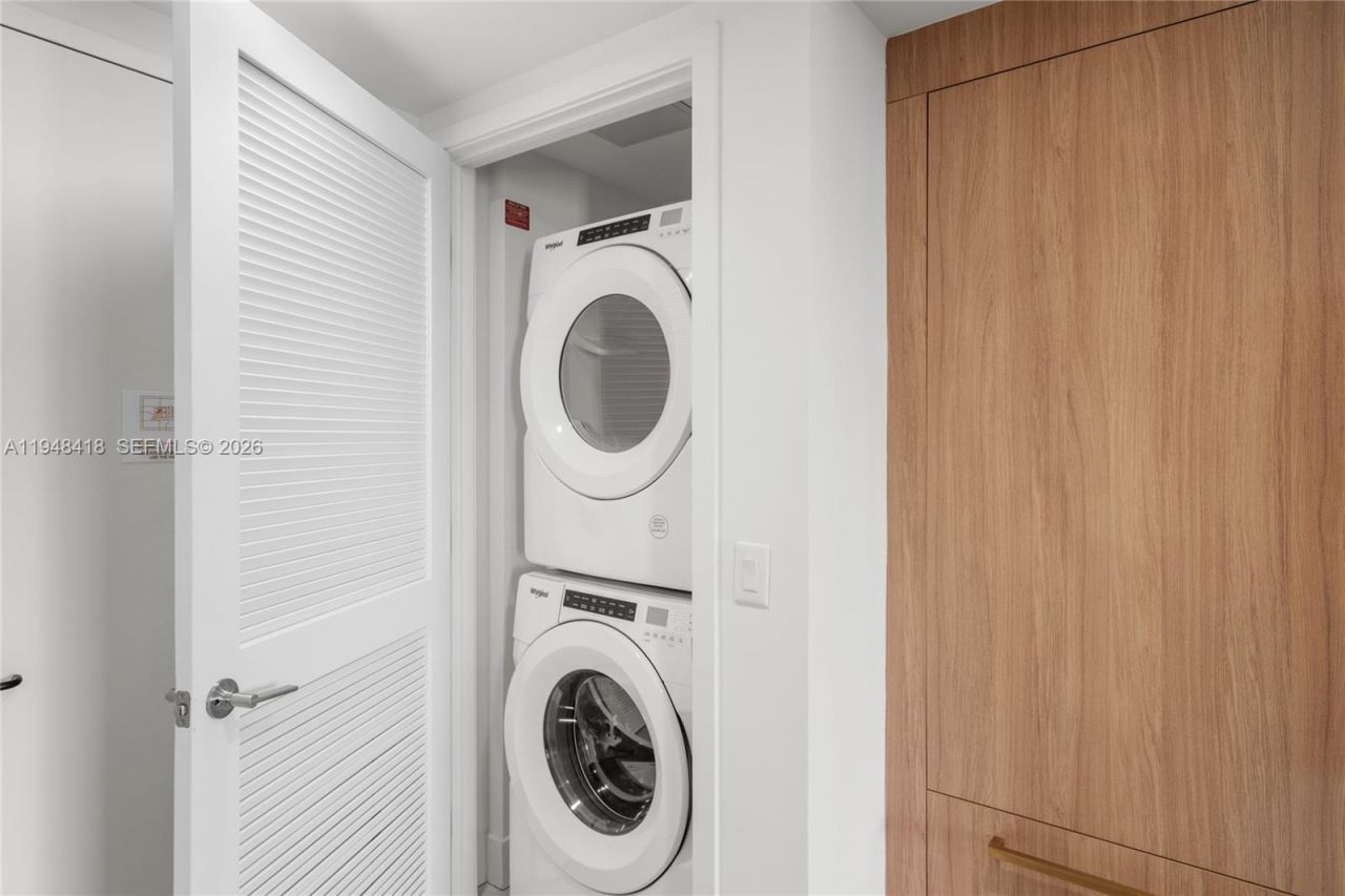 159 NE 6th St, Unit 2804, Miami, FL 33132 Photo