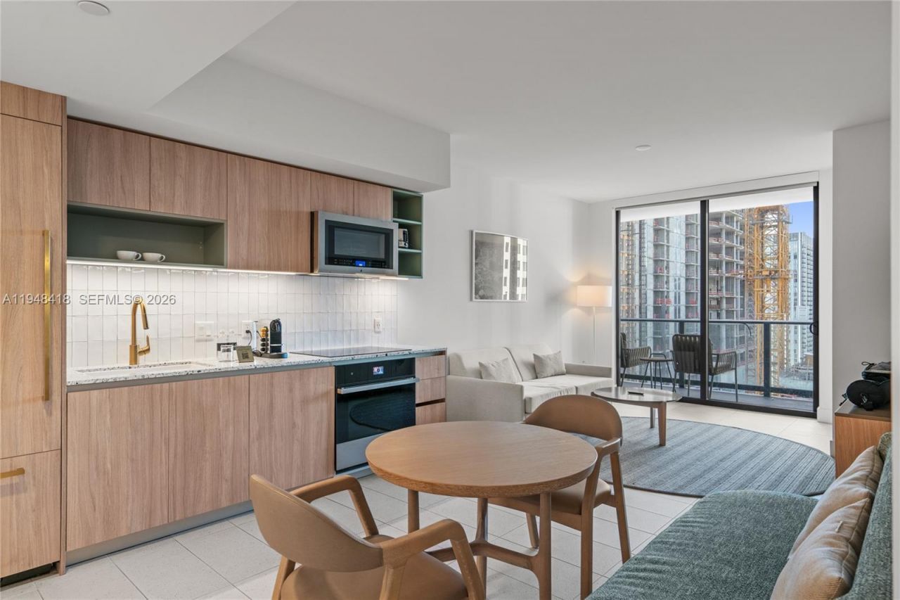 159 NE 6th St, Unit 2804, Miami, FL 33132 Photo