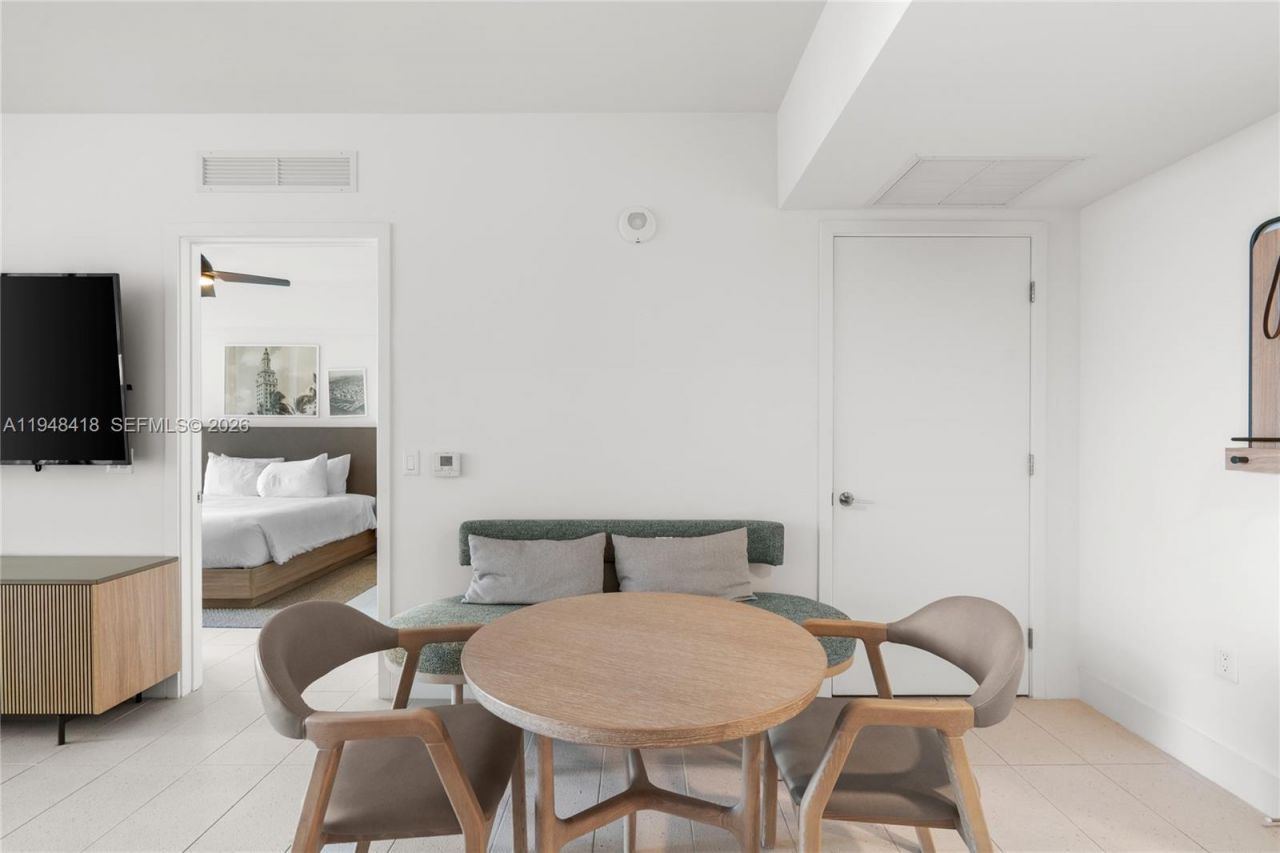 159 NE 6th St, Unit 2804, Miami, FL 33132 Photo